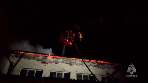 Пожар в бурятском ТЦ в Таксиме локализовали на площади шести тысяч "квадратов", сообщили в МЧС по региону