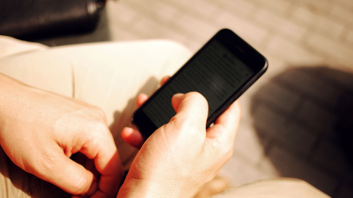 Путин вводит закон о приостановке связи по требованиям ФСБ