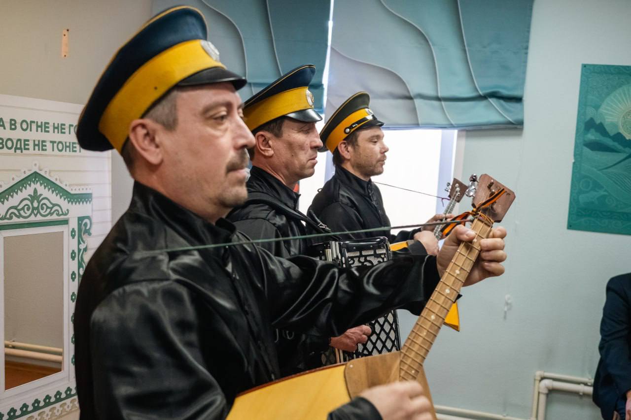 В Доме дружбы народов Бурятии отметили Навруз - праздник весеннего равноденствия В Доме дружбы народов Бурятии отметили Навруз - праздник весеннего равноденствия