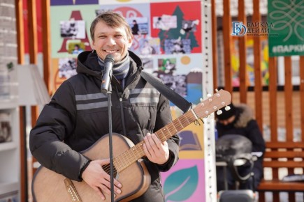 В Улан-Удэ состоялся вечер поэзии и живой музыки