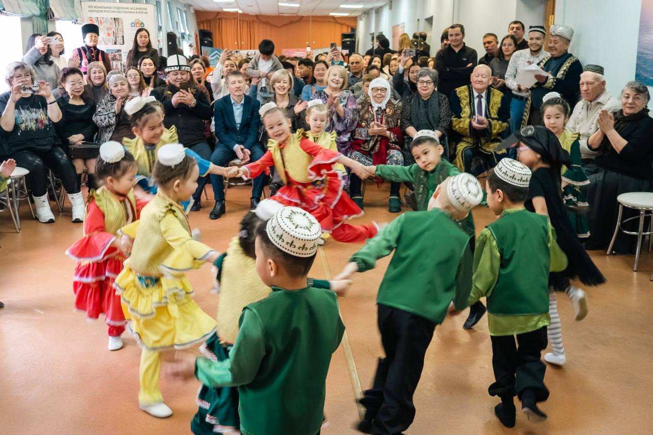 В Доме дружбы народов Бурятии отметили Навруз - праздник весеннего равноденствия
