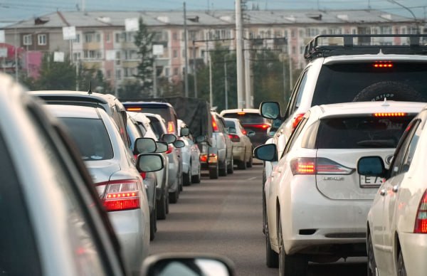 В Бурятии недолюбливают водителей, «вклинивающихся» в пробки