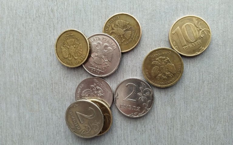 Кому и на сколько повысят пенсии с 1 апреля