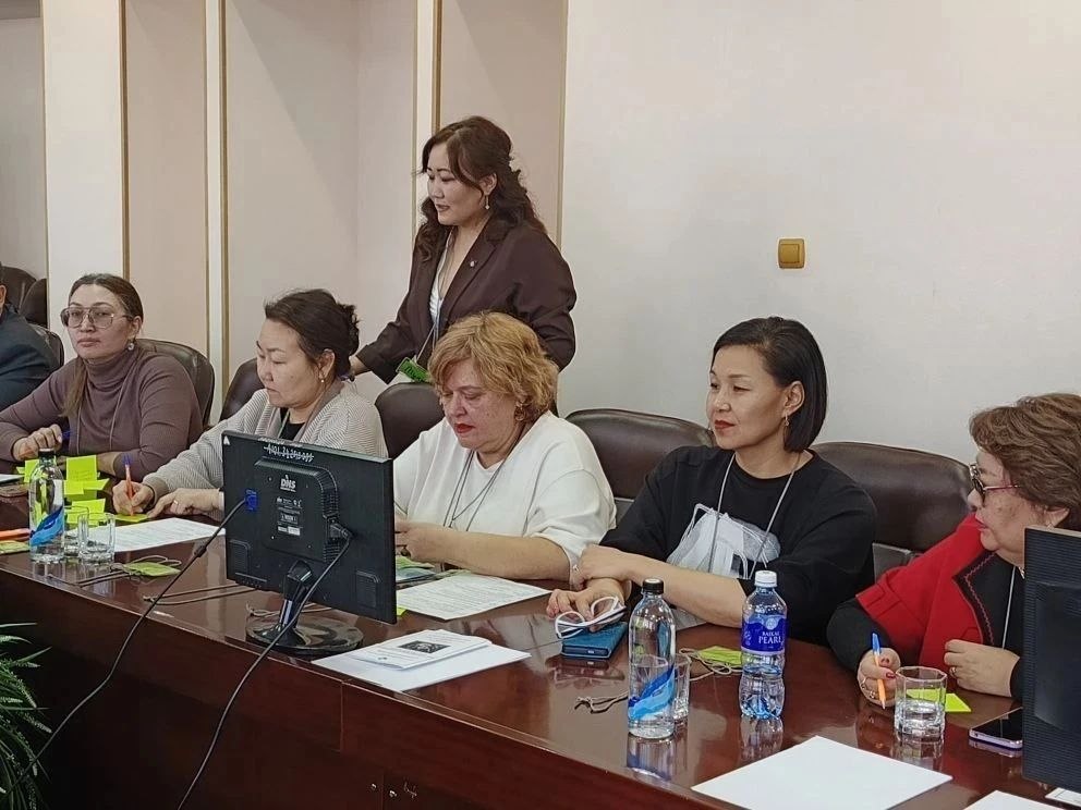 В Бурятии ищут новые пути повышения рождаемости и поддержки семей В Бурятии ищут новые пути повышения рождаемости и поддержки семей