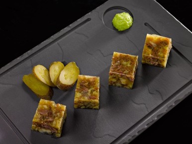 Что скрывает холодец: тонкости приготовления и традиции разных народов