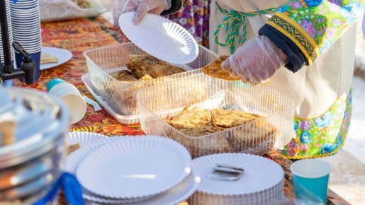 Веселая Масленица: Муравленко приглашает на фестиваль блинов и матрешек