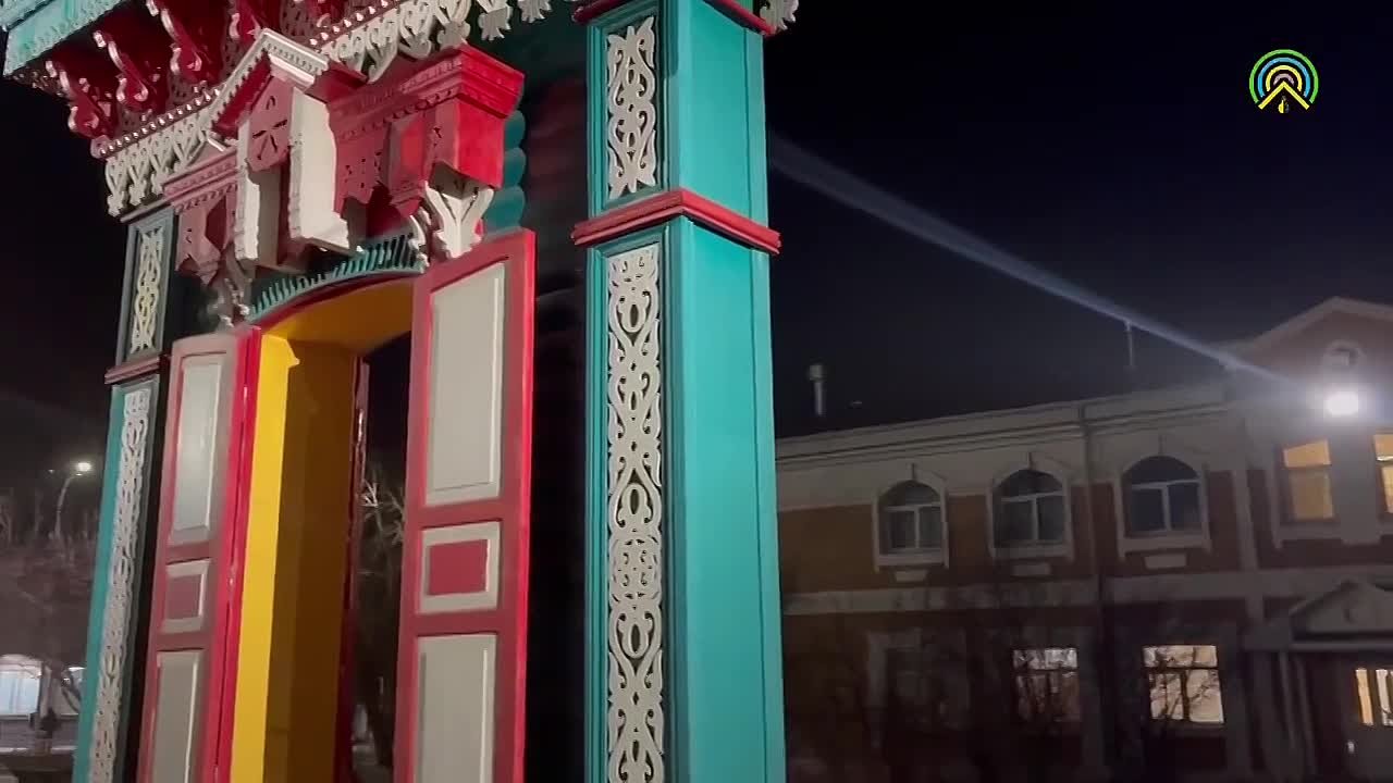 В Улан-Удэ обновили арт-объект «Наличник»