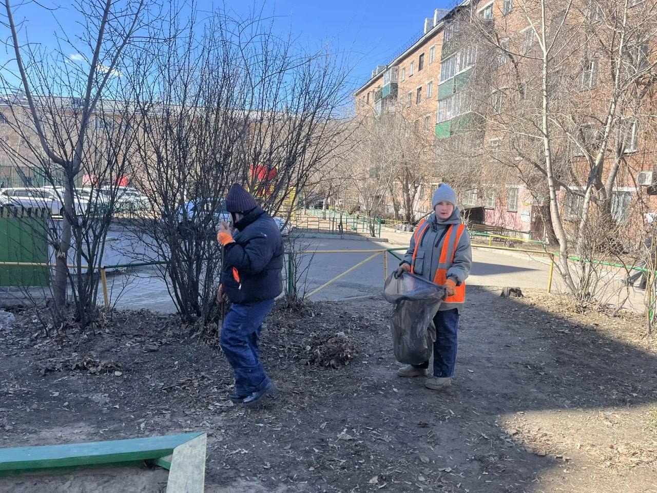 В Улан-Удэ продолжается месячник чистоты В Улан-Удэ продолжается месячник чистоты