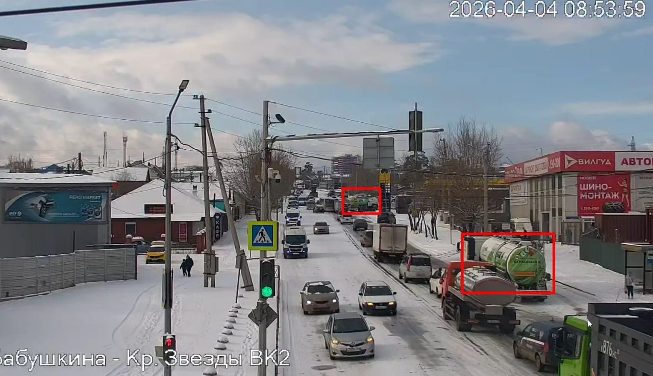 Пробка образовалась на улице Бабушкина Пробка образовалась на улице Бабушкина