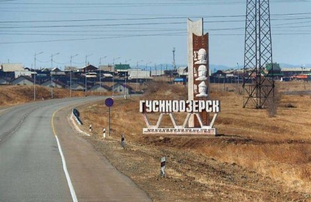 В райцентре в Бурятии пришлось вскрывать квартиру с трёхлетним ребёнком