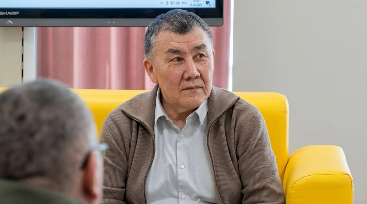 Роман писателя из Бурятии признали самым длинным в истории русской литературы