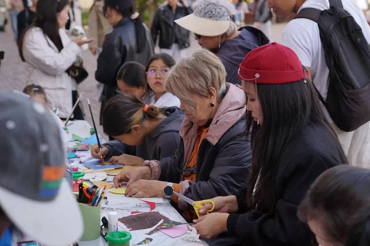 Гастрофестиваль «Амтатай» станет частью программы Международного форума «Создано на Дальнем Востоке» в Улан-Удэ Гастрофестиваль «Амтатай» станет частью программы Международного форума «Создано на Дальнем Востоке» в Улан-Удэ