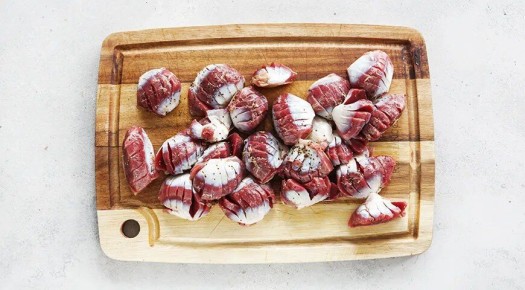 Праздник для гурманов: как приготовить утиные желудки с изюминкой