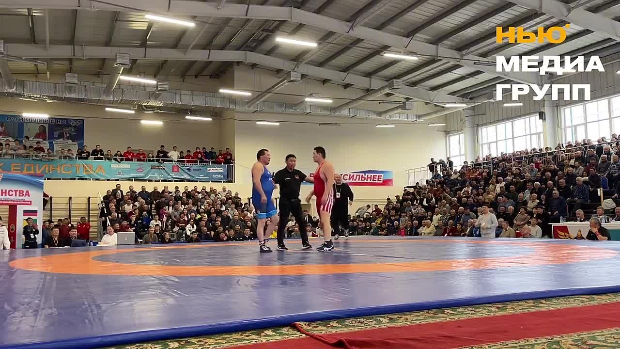 Батор Цыренов, как обычно, не может без шоу, перерастающее в хамство