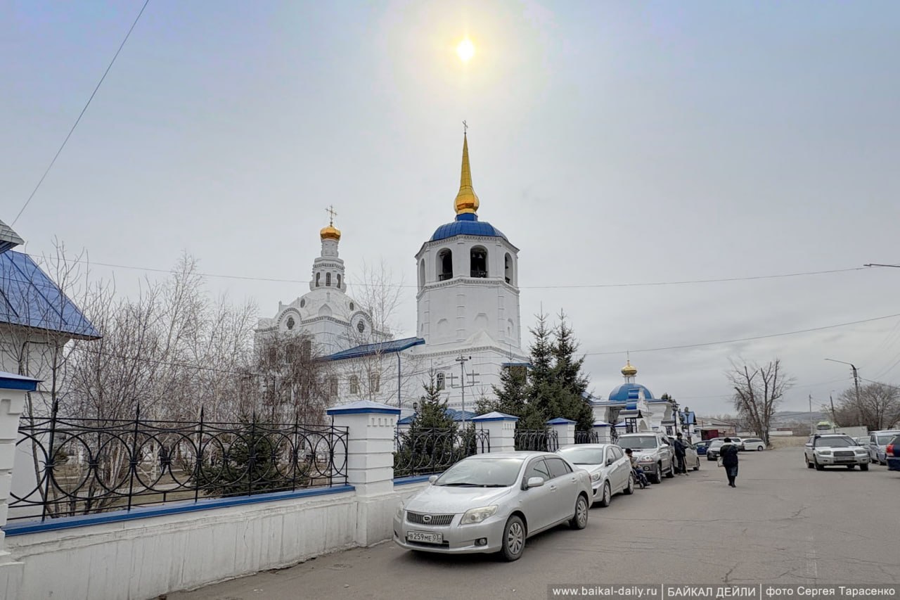 В Улан-Удэ прошло освящение куличей