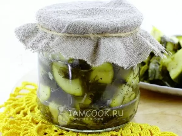 Откройте для себя рецепты хрустящих маринованных кабачков на зиму