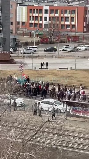 Нам пишут: Пасхальный Крёстный ход начался от Успенского собора