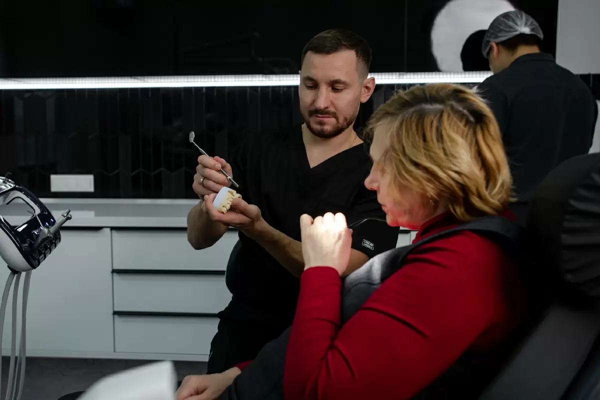 Ошибки при чистке зубов: что стоит помнить, чтобы не навредить эмали?