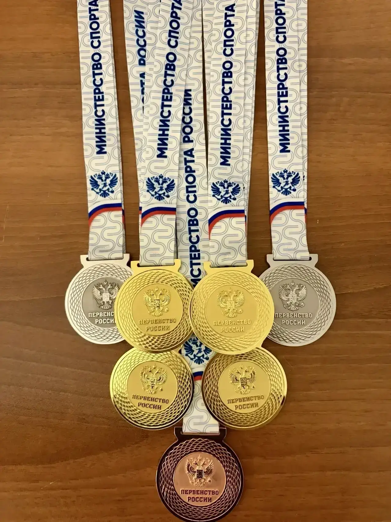 Спортсмены из Бурятии выиграли 8 медалей на всероссийских соревнованиях Спортсмены из Бурятии выиграли 8 медалей на всероссийских соревнованиях