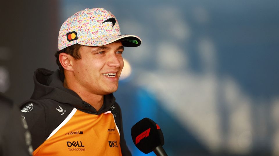 ������� F1 ��������� ������ ���������� ������ ��� ������