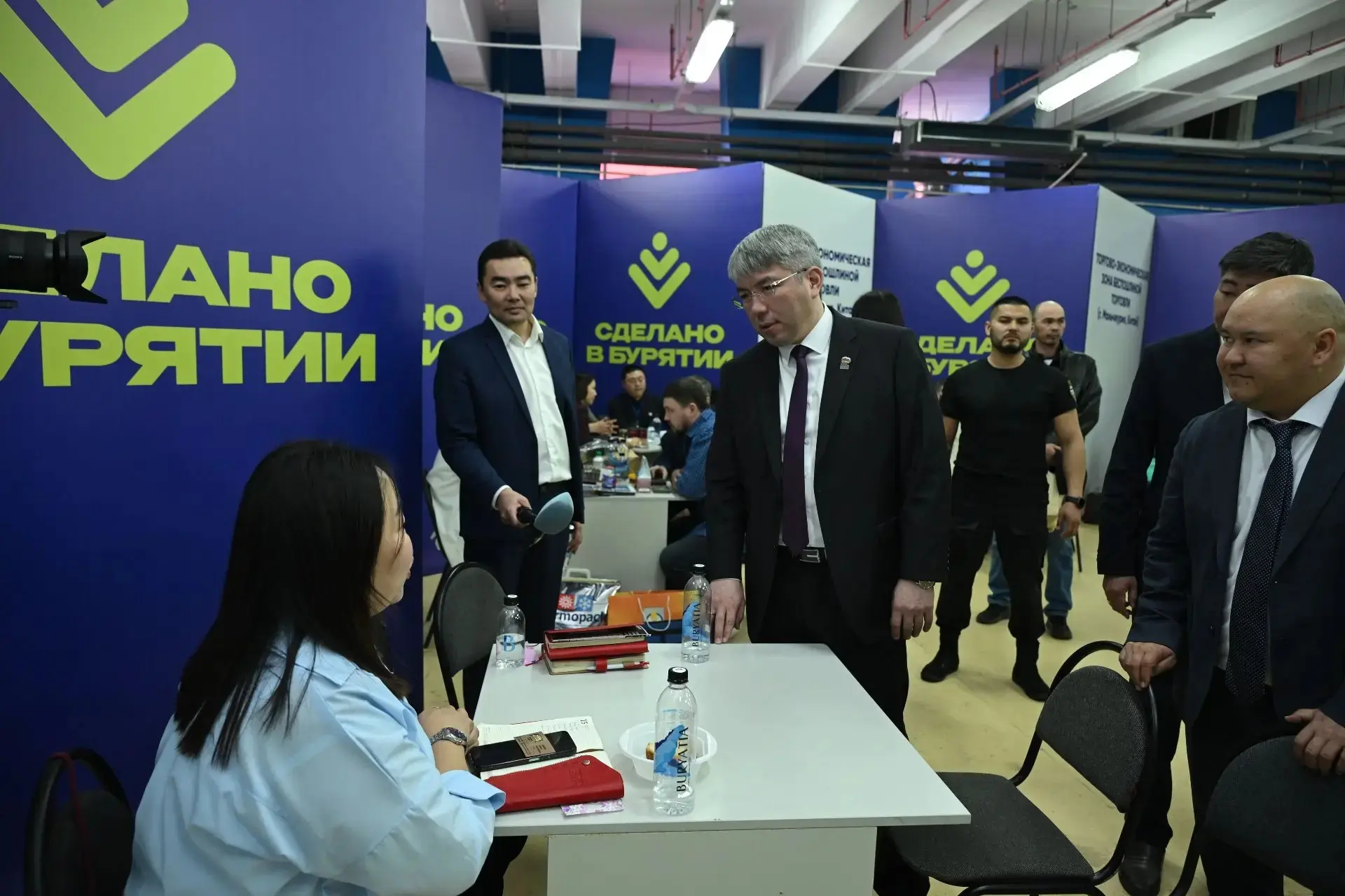 Алексей Цыденов: Добрый день, земляки! Сегодня мы проводим форум «Сделано в Бурятии» Алексей Цыденов: Добрый день, земляки! Сегодня мы проводим форум «Сделано в Бурятии»