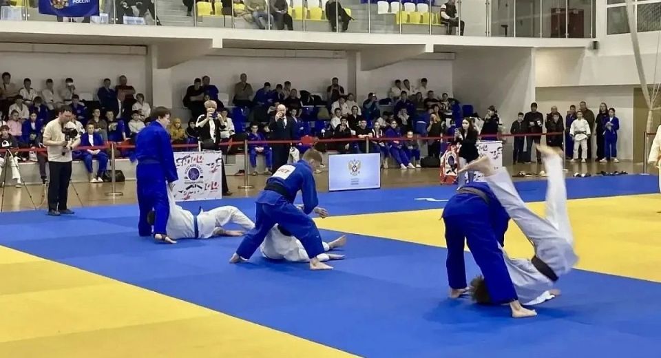 ������ ��������� ������ ����� �� ������ � ����-���