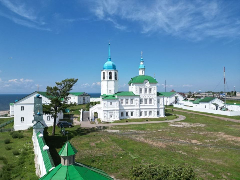 � ������� �������� ����� � ������������ ������� ������ �� ������ �������