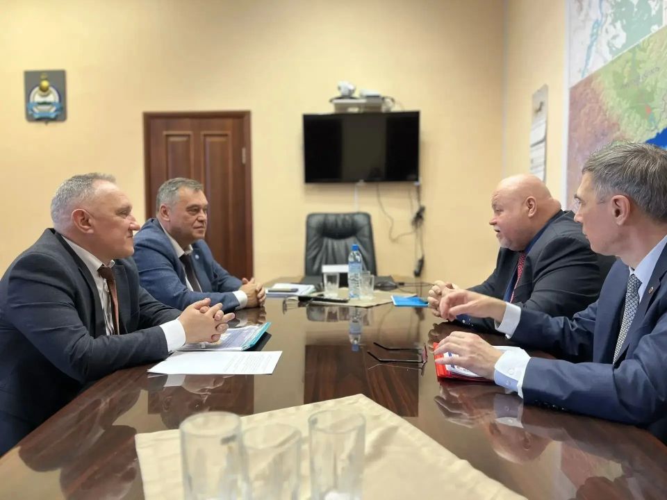 � ������� �������� ���� ��������������� � 25-����� ���������� ������������� � ���������������� ����