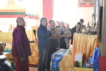 � ������� ��������� � ������������ 200-����� ����������� ������