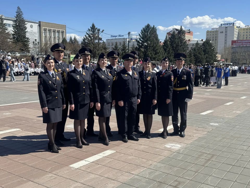 На главной площади Улан-Удэ состоялась масштабная акция «Вальс наследников Победы» На главной площади Улан-Удэ состоялась масштабная акция «Вальс наследников Победы»