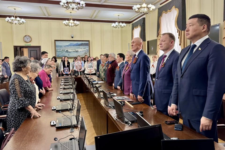 В Народном Хурале Бурятии прошло торжественное мероприятие в честь 81-й годовщины Великой Победы