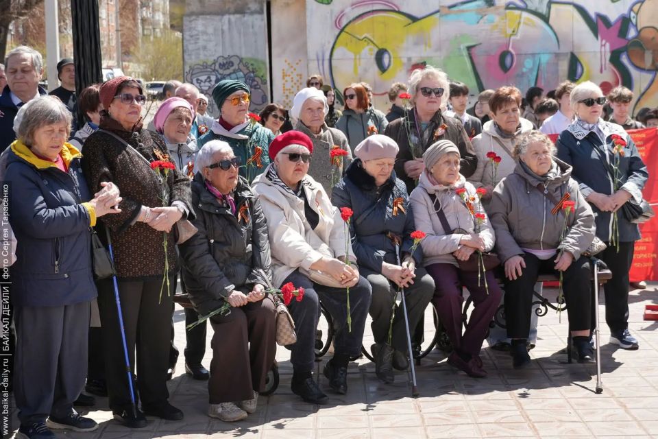 В микрорайоне Улан-Удэ ярко отметили День Победы