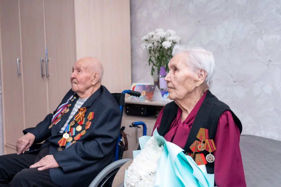 В преддверии празднования Дня Победы прокурор республики Михаил Филичев встретился с участником Великой Отечественной войны и тружениками тыла В преддверии празднования Дня Победы прокурор республики Михаил Филичев встретился с участником Великой Отечественной войны и тружениками тыла
