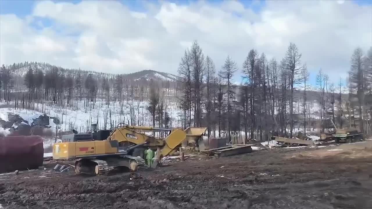 В Бурятии незаконно разрыли реки при добыче золота
