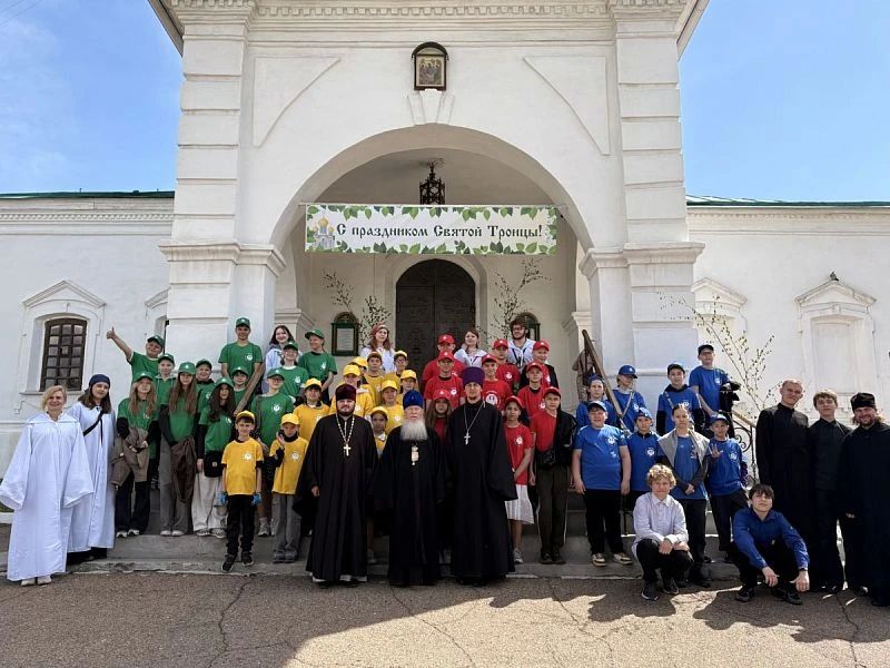Детский православный лагерь открылся на берегу Байкала