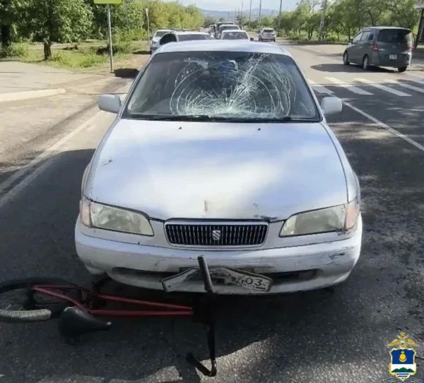 В Улан-Удэ сбили подростка с велосипедом