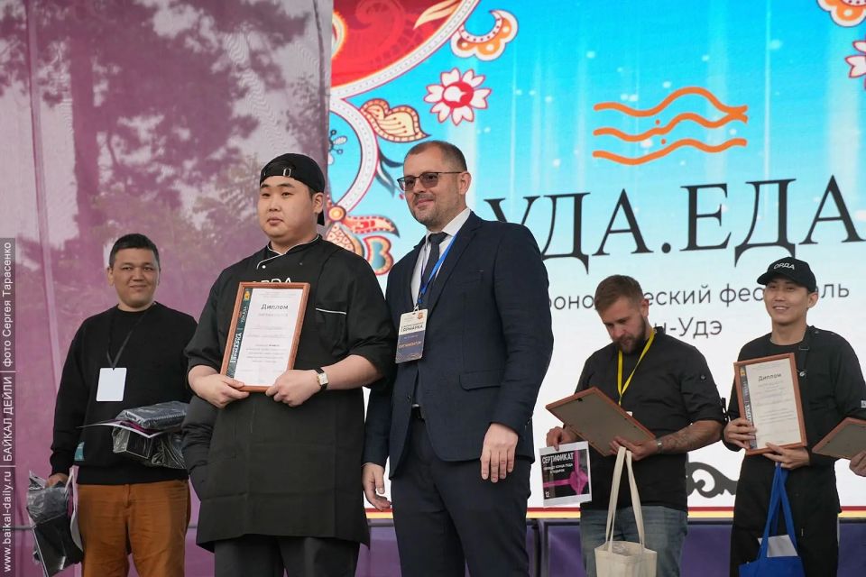 В Улан-Удэ определили лучшего шеф-повара В Улан-Удэ определили лучшего шеф-повара