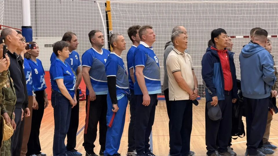 В День 360-летия Улан-Удэ открыли традиционный турнир по волейболу памяти воинов Республики Бурятия, павших при исполнении воинского долга в ходе специальной военной операции В День 360-летия Улан-Удэ открыли традиционный турнир по волейболу памяти воинов Республики Бурятия, павших при исполнении воинского долга в ходе специальной военной операции