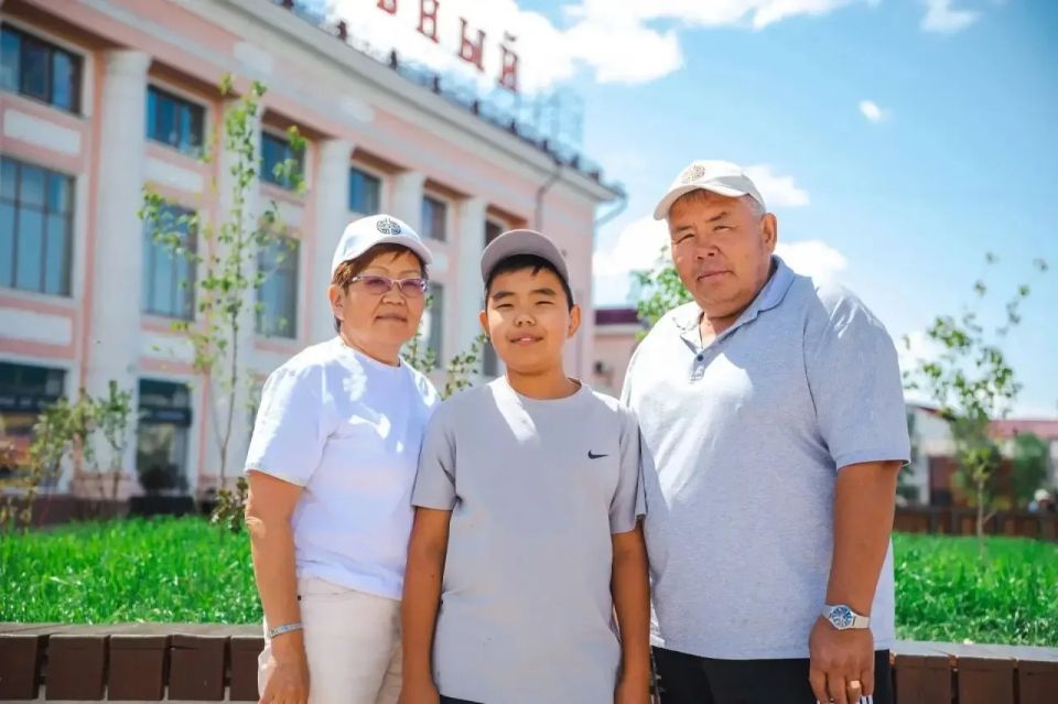 Улан-Удэ отмечает 360-летие Улан-Удэ отмечает 360-летие