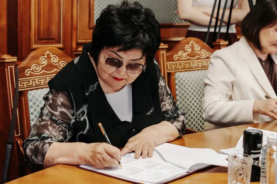 130 млн рублей направят на подготовку будущих педагогов в Бурятии 130 млн рублей направят на подготовку будущих педагогов в Бурятии