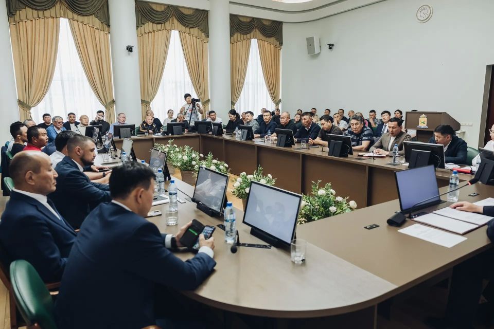 Баир Мункуев избран президентом Федерации спортивной борьбы Бурятии Баир Мункуев избран президентом Федерации спортивной борьбы Бурятии