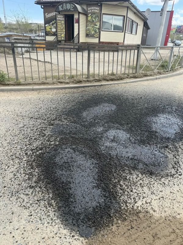 В Улан-Удэ отремонтировали ямы более 7600 квадратных метров В Улан-Удэ отремонтировали ямы более 7600 квадратных метров