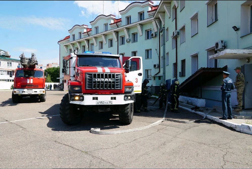 В территориальном Управлении Росгвардии по Республике Бурятия прошла совместная тренировка с подразделениями Улан-Удэнского пожарно-спасательного гарнизона В территориальном Управлении Росгвардии по Республике Бурятия прошла совместная тренировка с подразделениями Улан-Удэнского пожарно-спасательного гарнизона