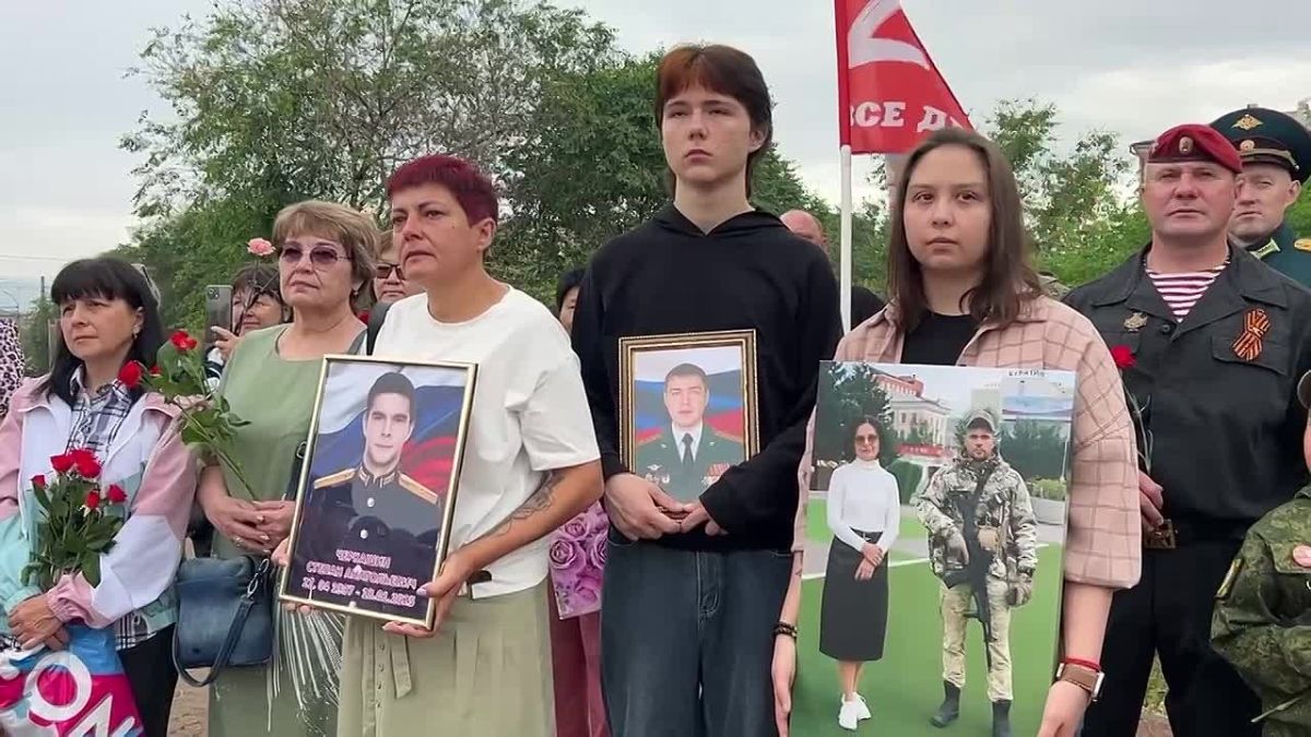 В Бурятии почтили память ветеранов боевых действий