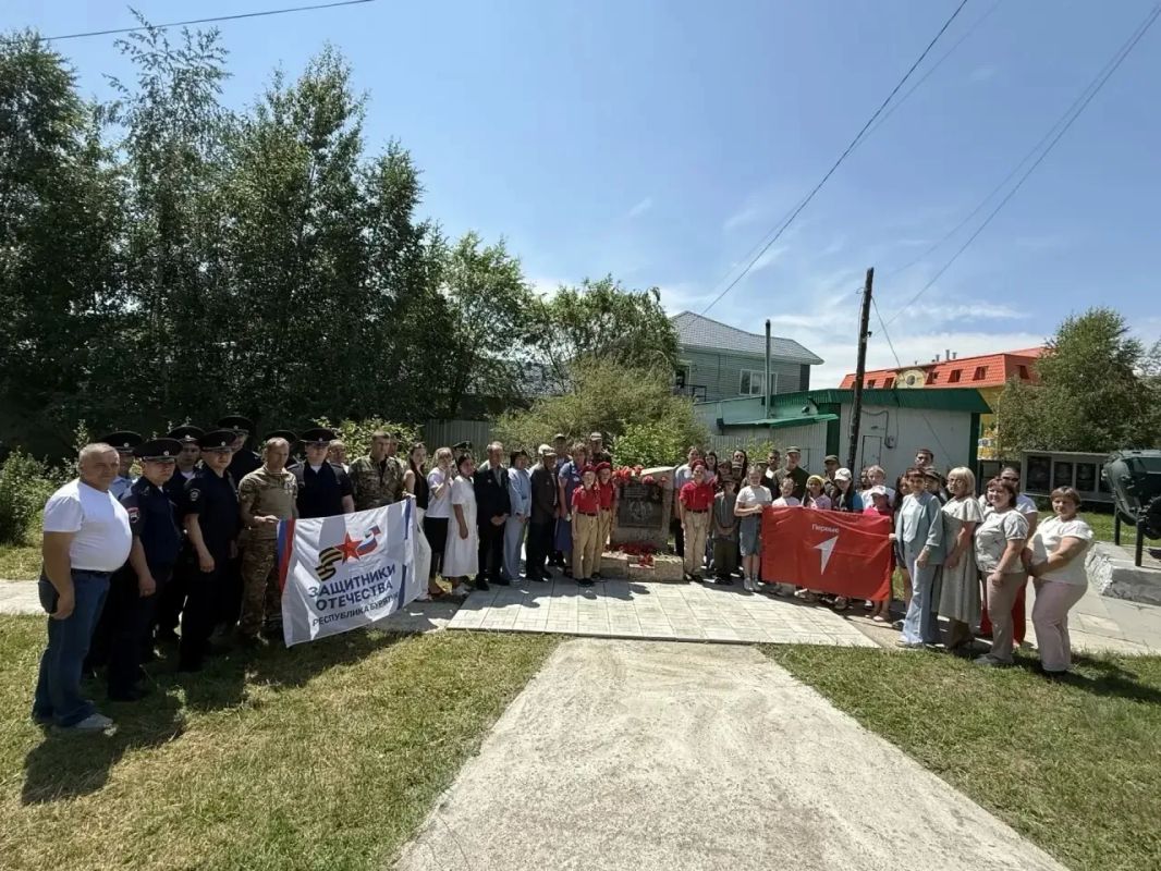 В Бичурском и Еравнинском районах почтили память героев В Бичурском и Еравнинском районах почтили память героев