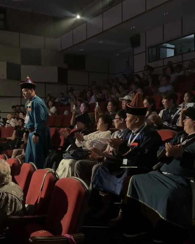 В Театре бурятской драмы торжественно открылись три творческих состязания в рамках «Алтарганы-2026» В Театре бурятской драмы торжественно открылись три творческих состязания в рамках «Алтарганы-2026»