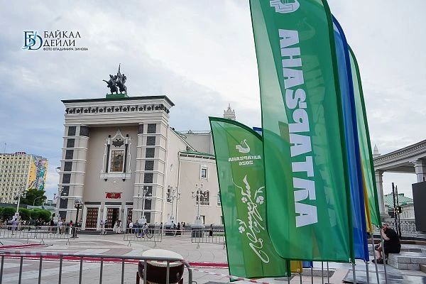 Жителям Бурятии объяснили, зачем нужны праздники и фестивали в разгар СВО