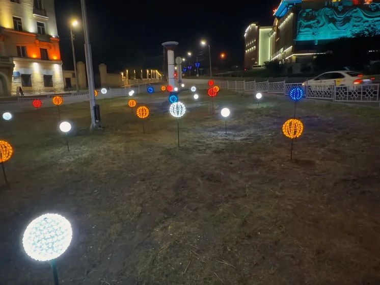 Мэр Улан-Удэ рассказал об установке в городе 120 светодиодных сфер
