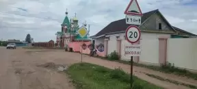 Прокуратура добилась установки дорожных знаков и разметки возле школ