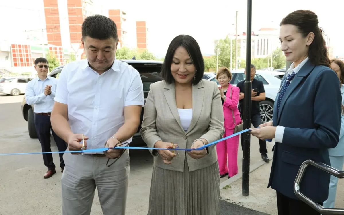 Новый банковский офис открылся в 40-х кварталах Улан-Удэ Новый банковский офис открылся в 40-х кварталах Улан-Удэ